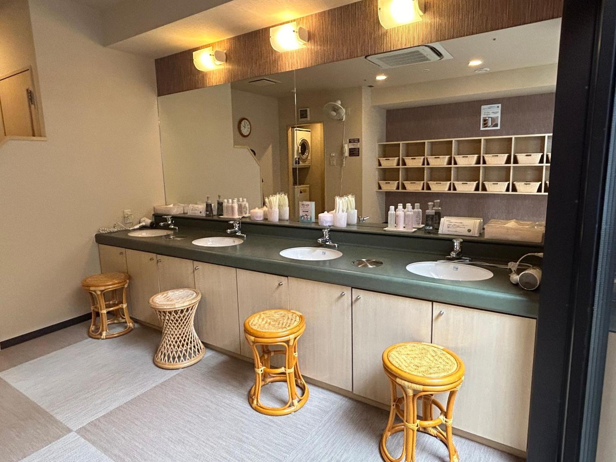 Ishikawa Hotel Route-Inn Kanazawa Ekimae מראה חיצוני תמונה