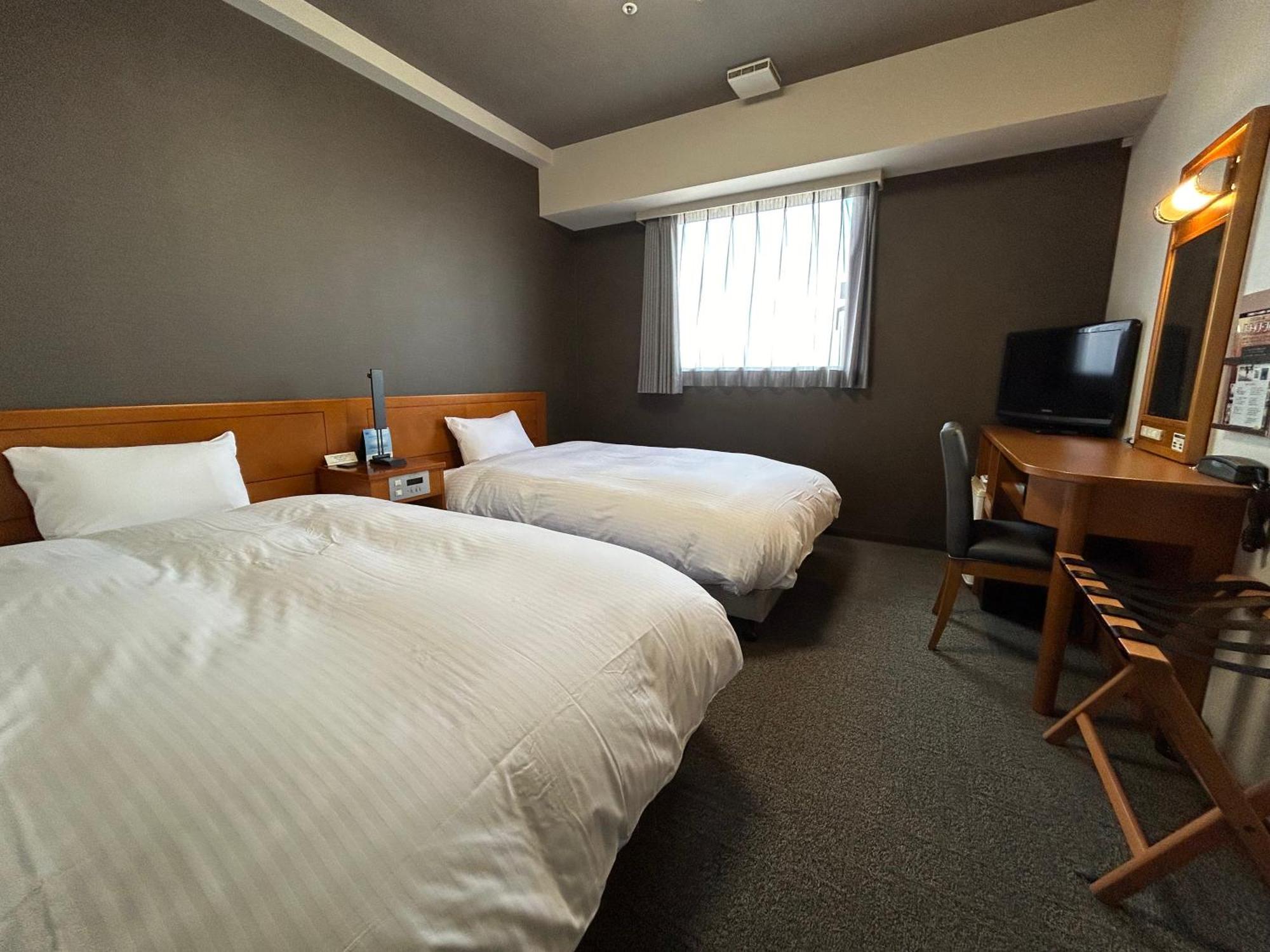 Ishikawa Hotel Route-Inn Kanazawa Ekimae מראה חיצוני תמונה